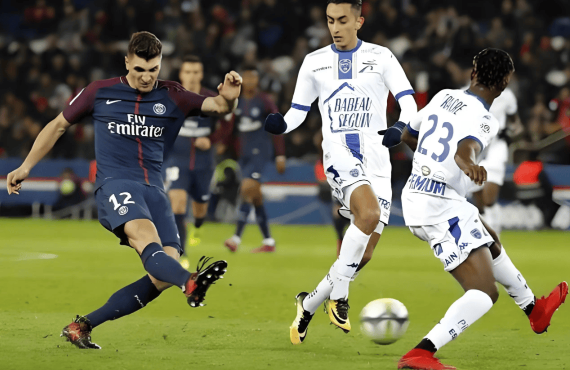 清晨波特兰开拓者状态回暖国际比赛日切尔西调整名单以备法国杯，法甲在即看傻球迷(波特兰开拓者)