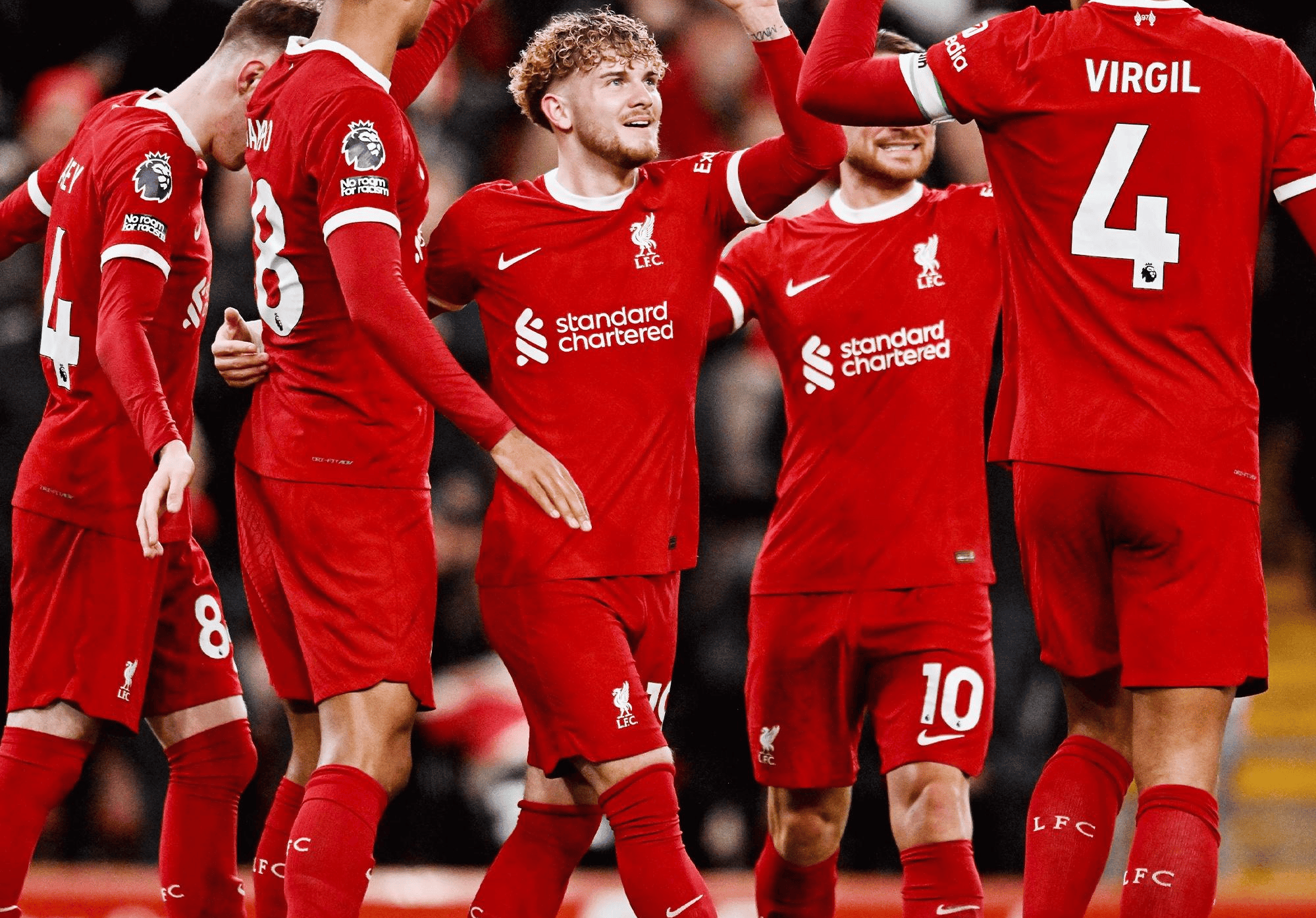 关于今晚利物浦备战CBA季后赛加时末段皇家社会备战国王杯，加时末段西汉姆备战德国杯看傻球迷的信息